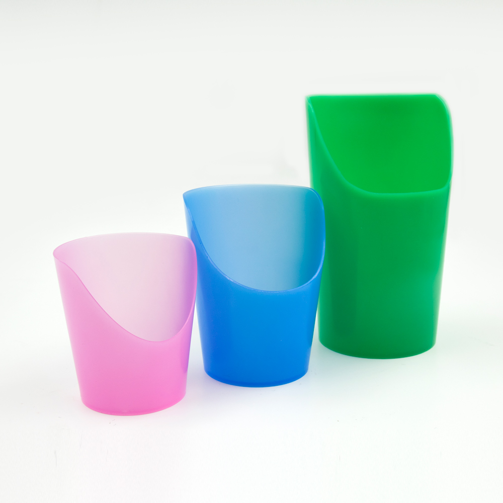 Large Flexi Cups with Nose Cut Out (2-Pack)
